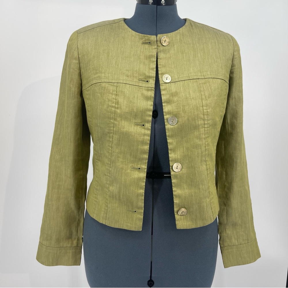 Juliana, Women’s pant suit , size 6, Collezione, good condition , preown…
